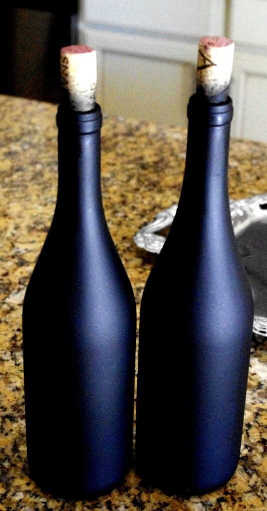 two bottles black
